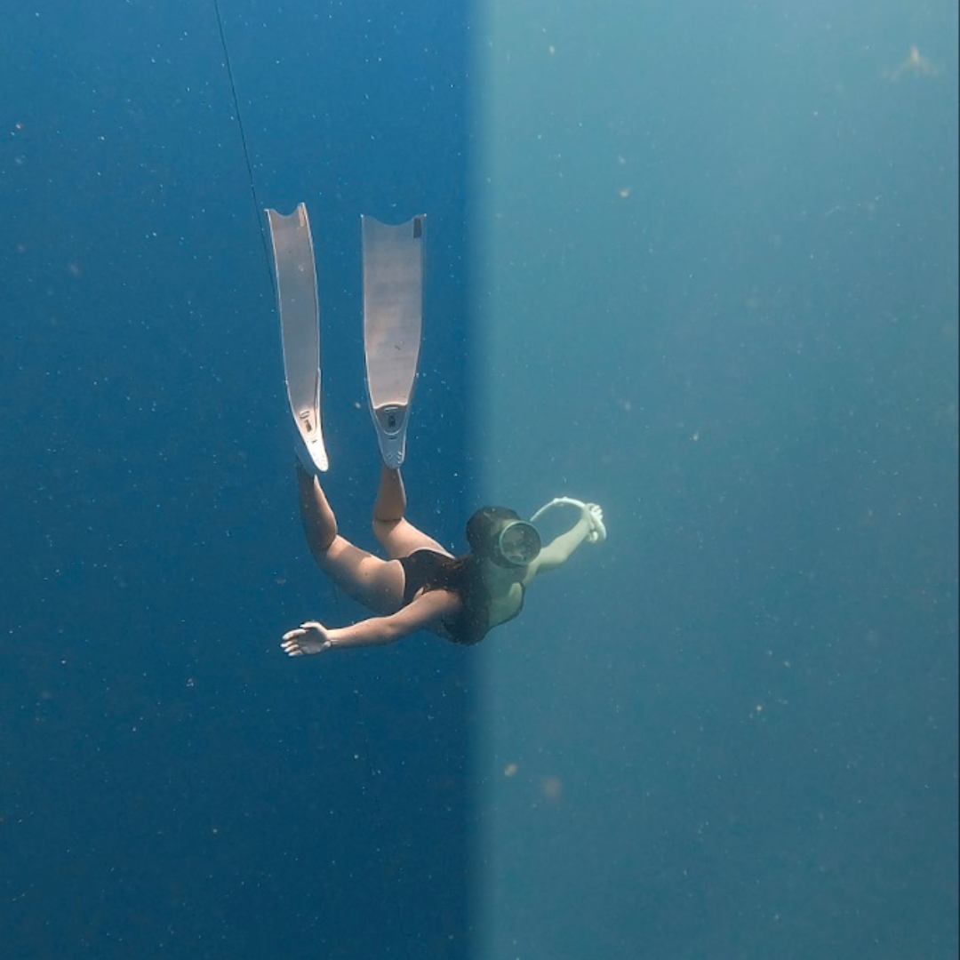 Reef - Underwater Effect (Available via LumaFusion App only)